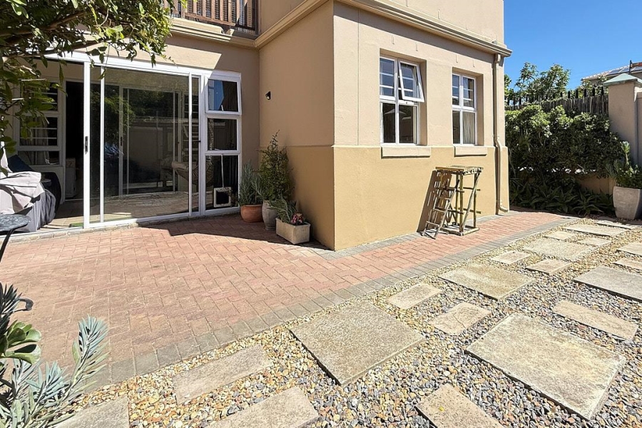 2 Bedroom Property for Sale in Royal Ascot Western Cape